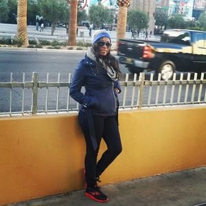 Meet your Posher, Sharon